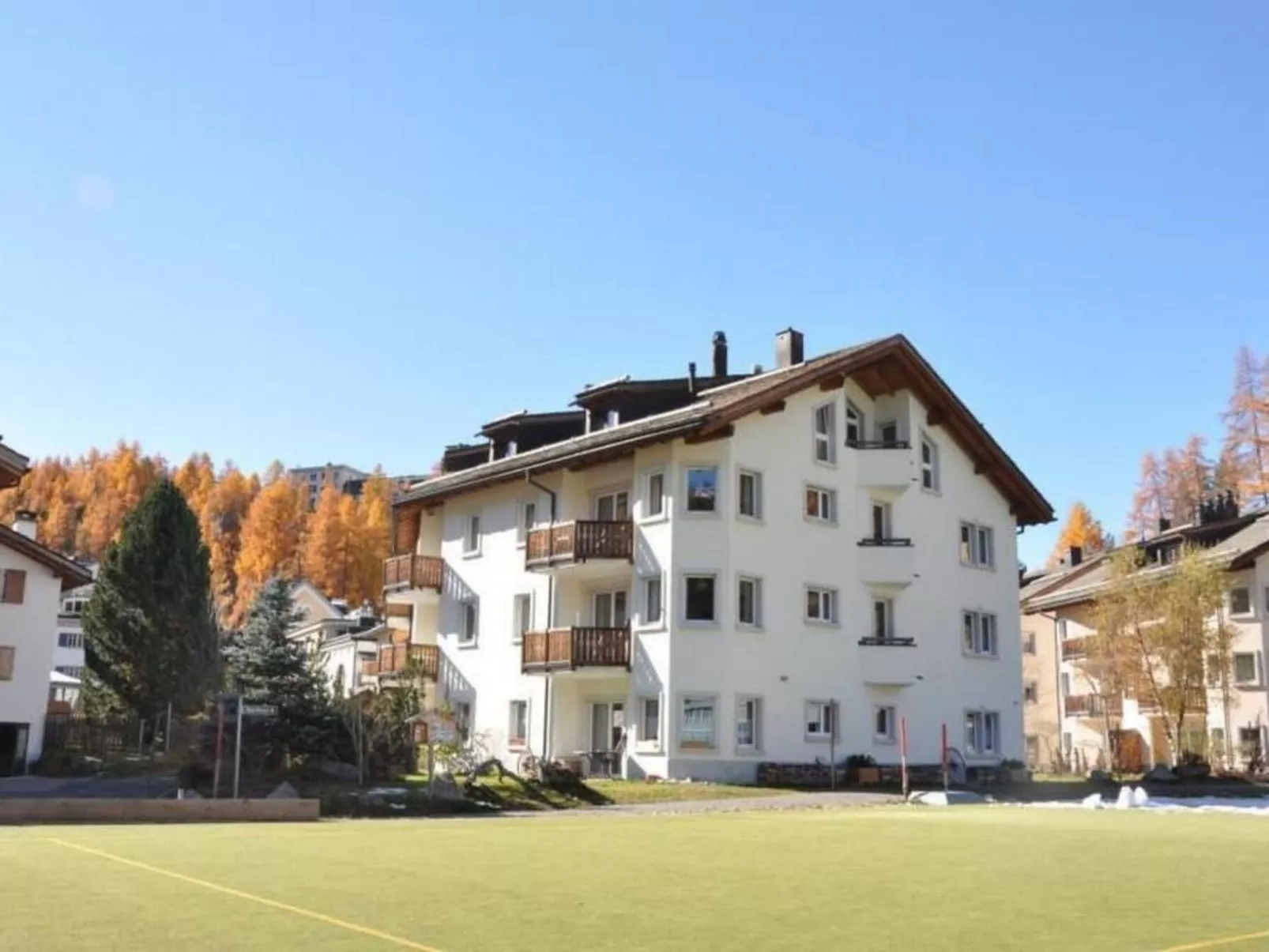 Chesa Sunasain V3-Buiten