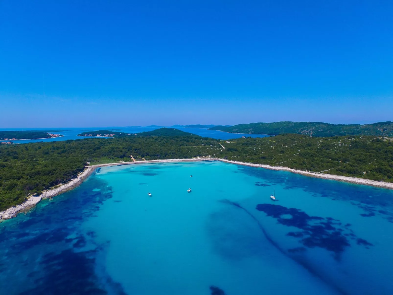 "Sakarun" mit Blick auf das Wasser-Buiten