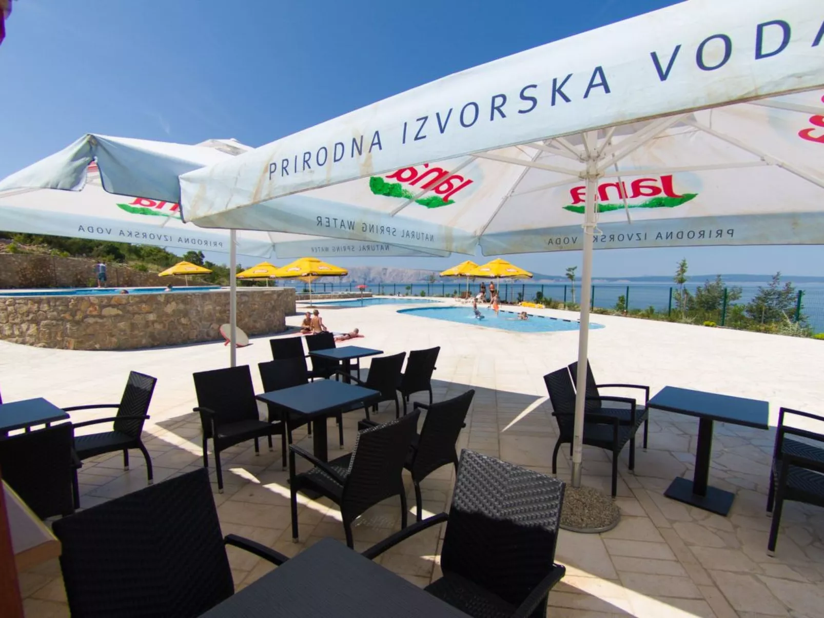 Mobilheim "Queen Campagna" mit gemeinschaftlichem Pool-Binnen