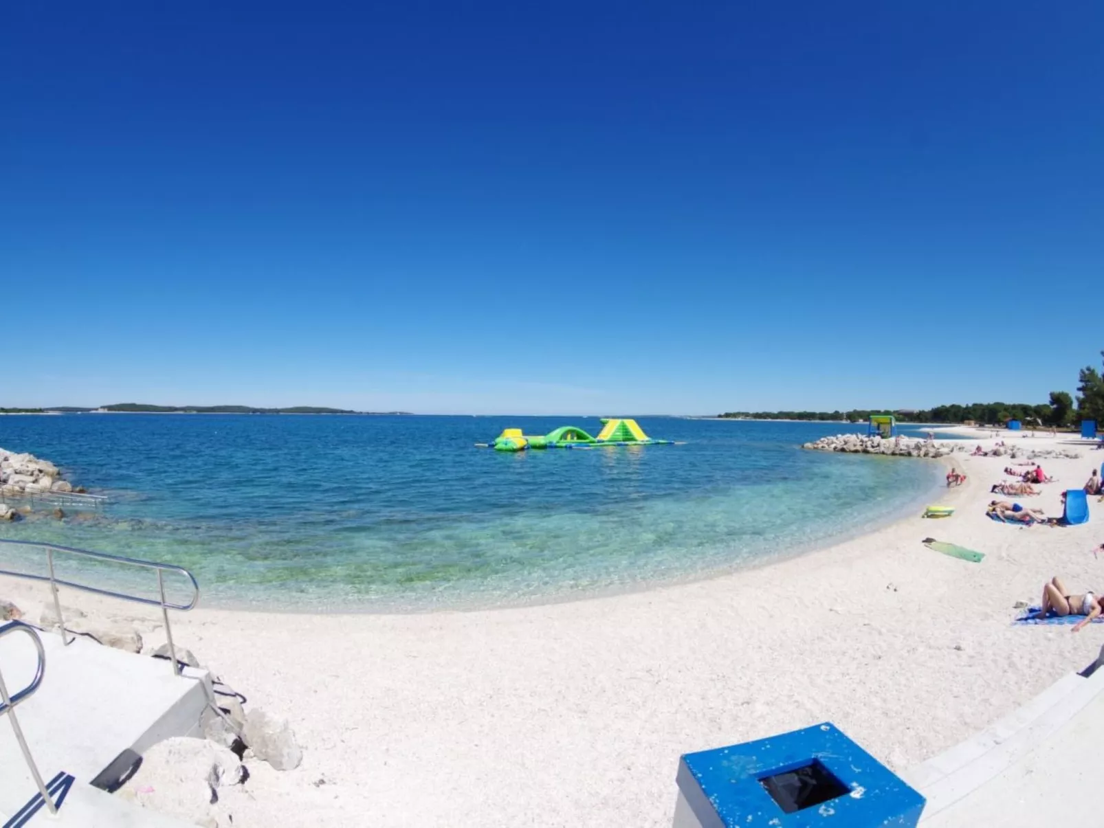 In Stinjan, 600m vom Strand entfernt-Buiten