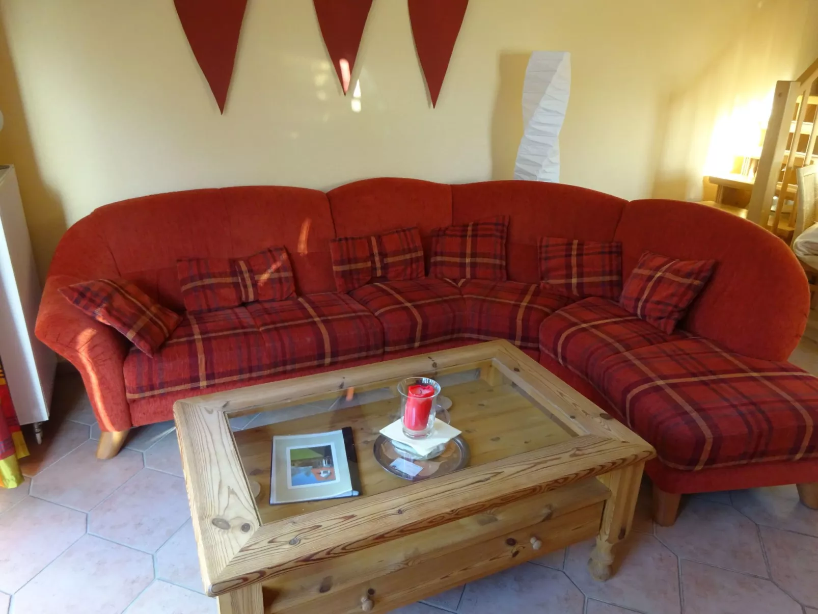 Komfortable Doppelhaushälfte und großem Garten-Image-tags.info