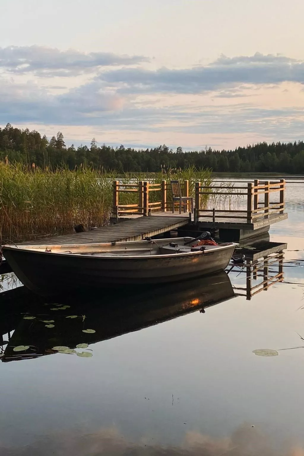 Charmantes Holzferienhaus mit Sauna-Buiten