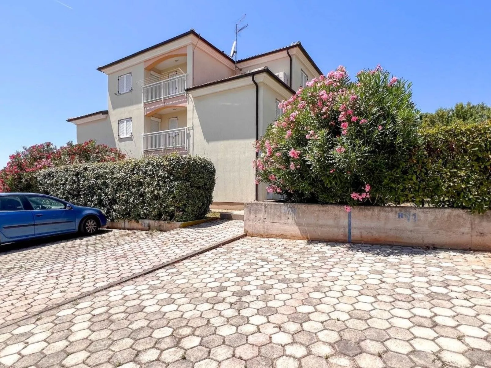 Für 3 Personen ca. 60 m&sup2; in Stancija Vinjeri Novigrad, Adriaküste Kroatien-Buiten