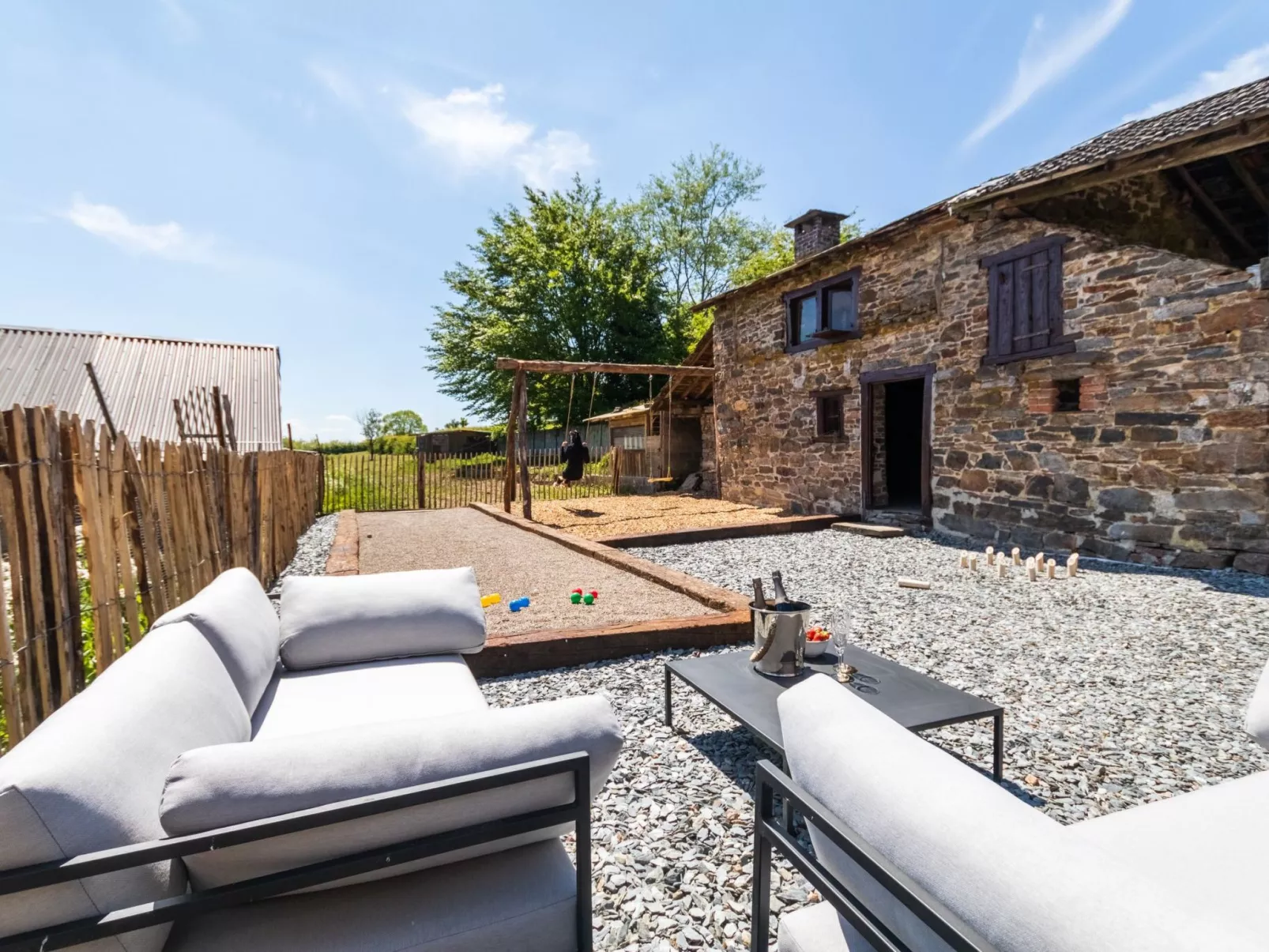 Landhaus mit Jacuzzi-Binnen