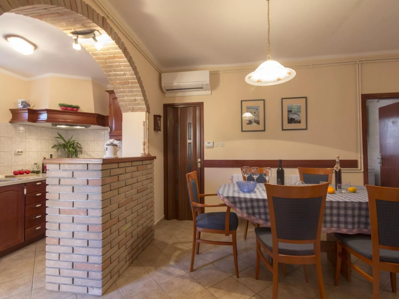 Geräumige Wohnung in Medulin mit Großer Terrasse-Binnen