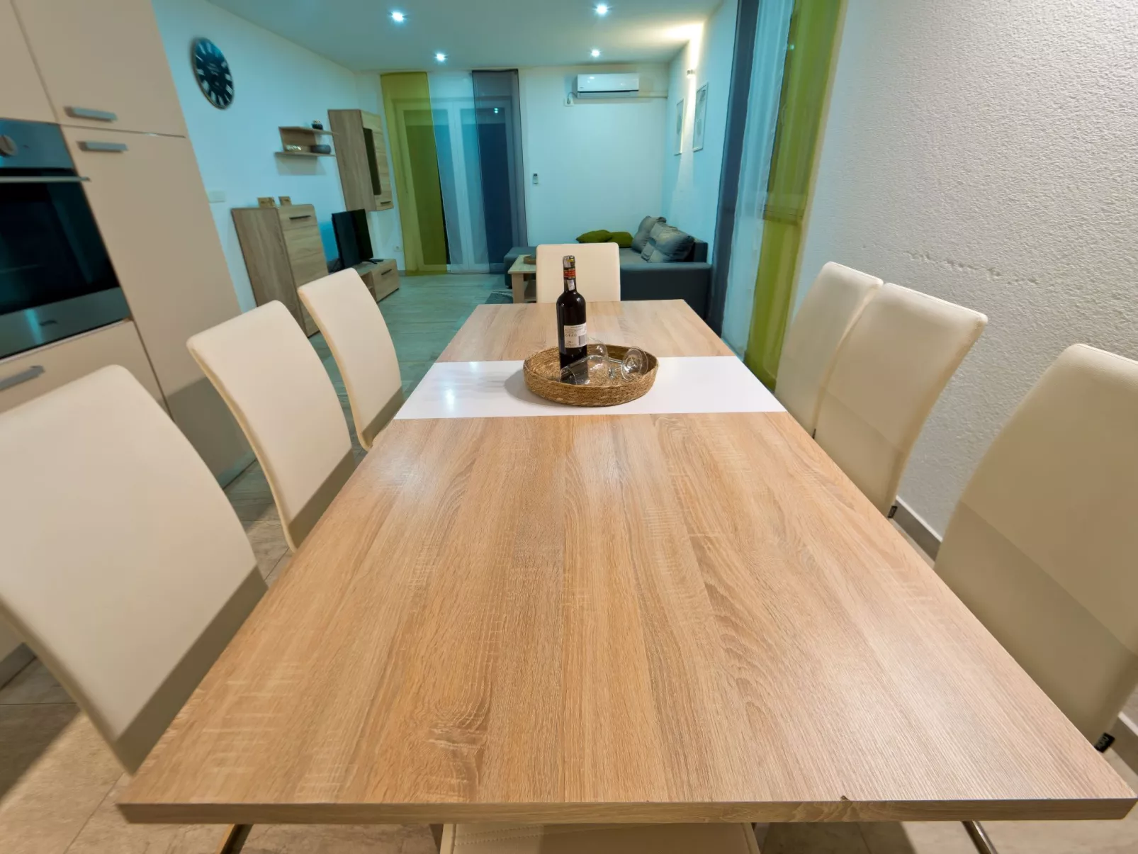 Luka mit Pool, gelegen in Pula-Image-tags.info