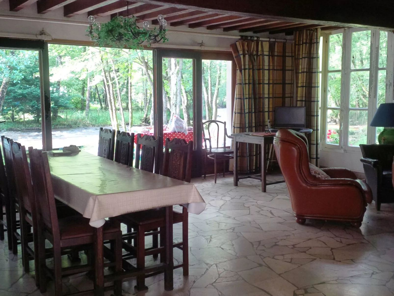 Maison les isles menefriers-Binnen