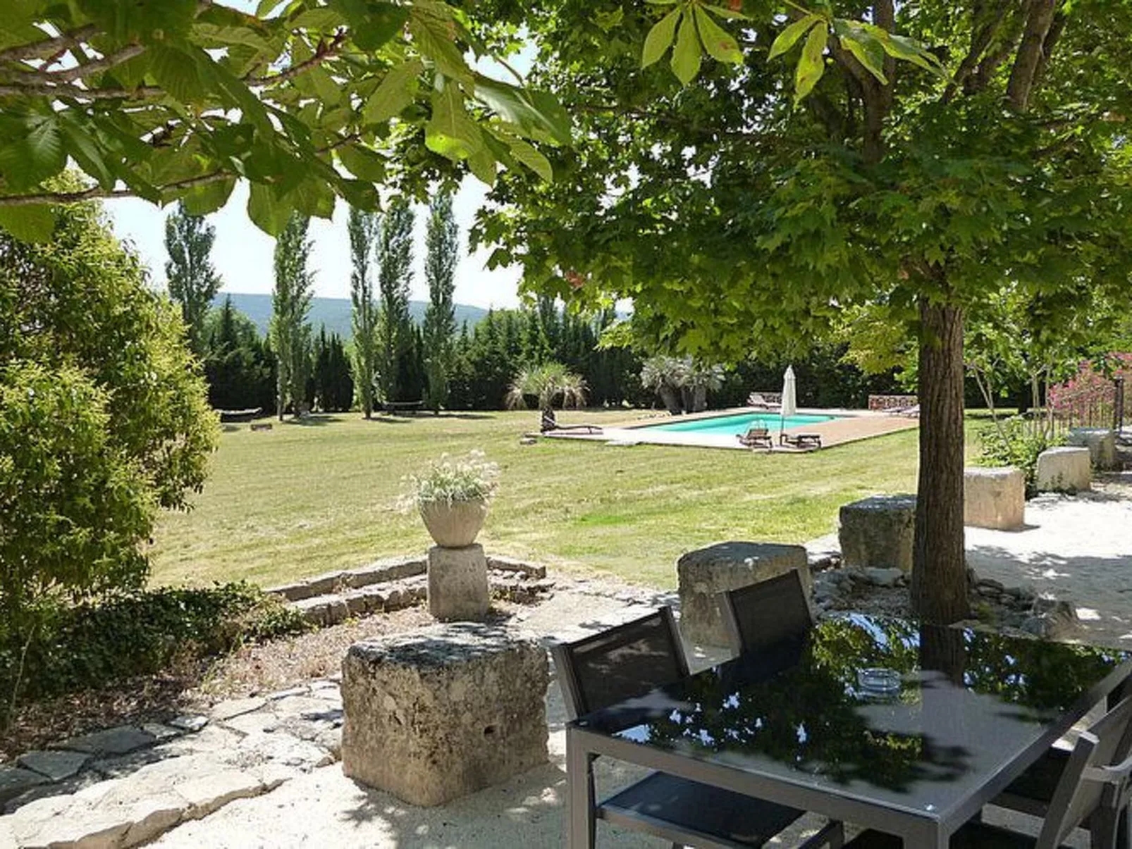 Domaine "Rêve d'Evan" mit Infinity-Pool-Buiten