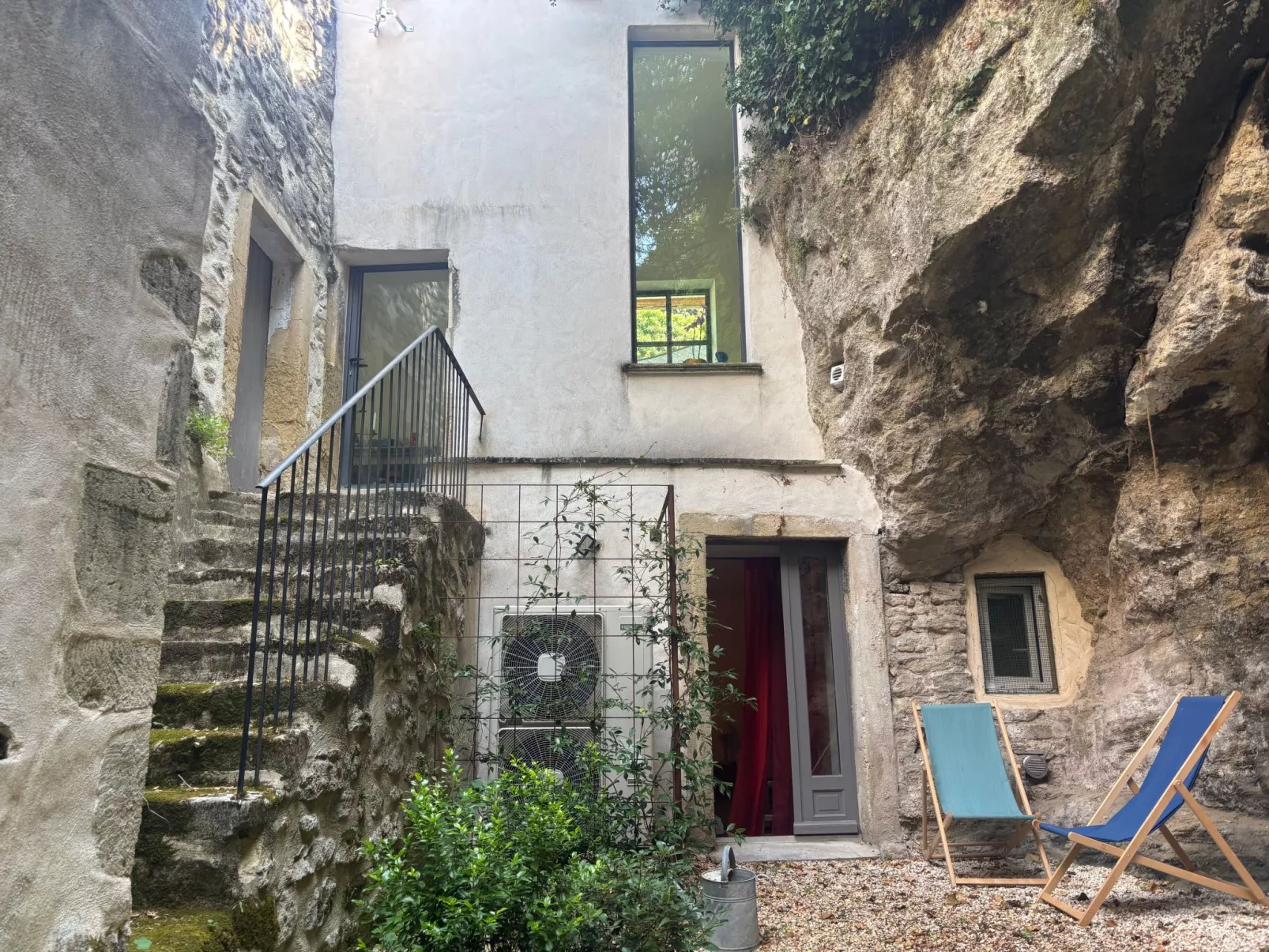 Dorfhaus in provencal mit Pool-Buiten