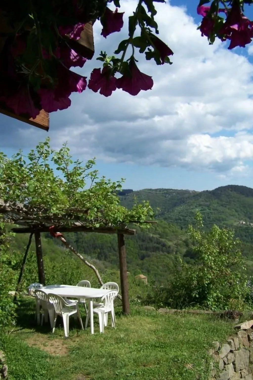 Gîte de Chapelèche Les Châtaigniers für 7 Pers.-Buiten
