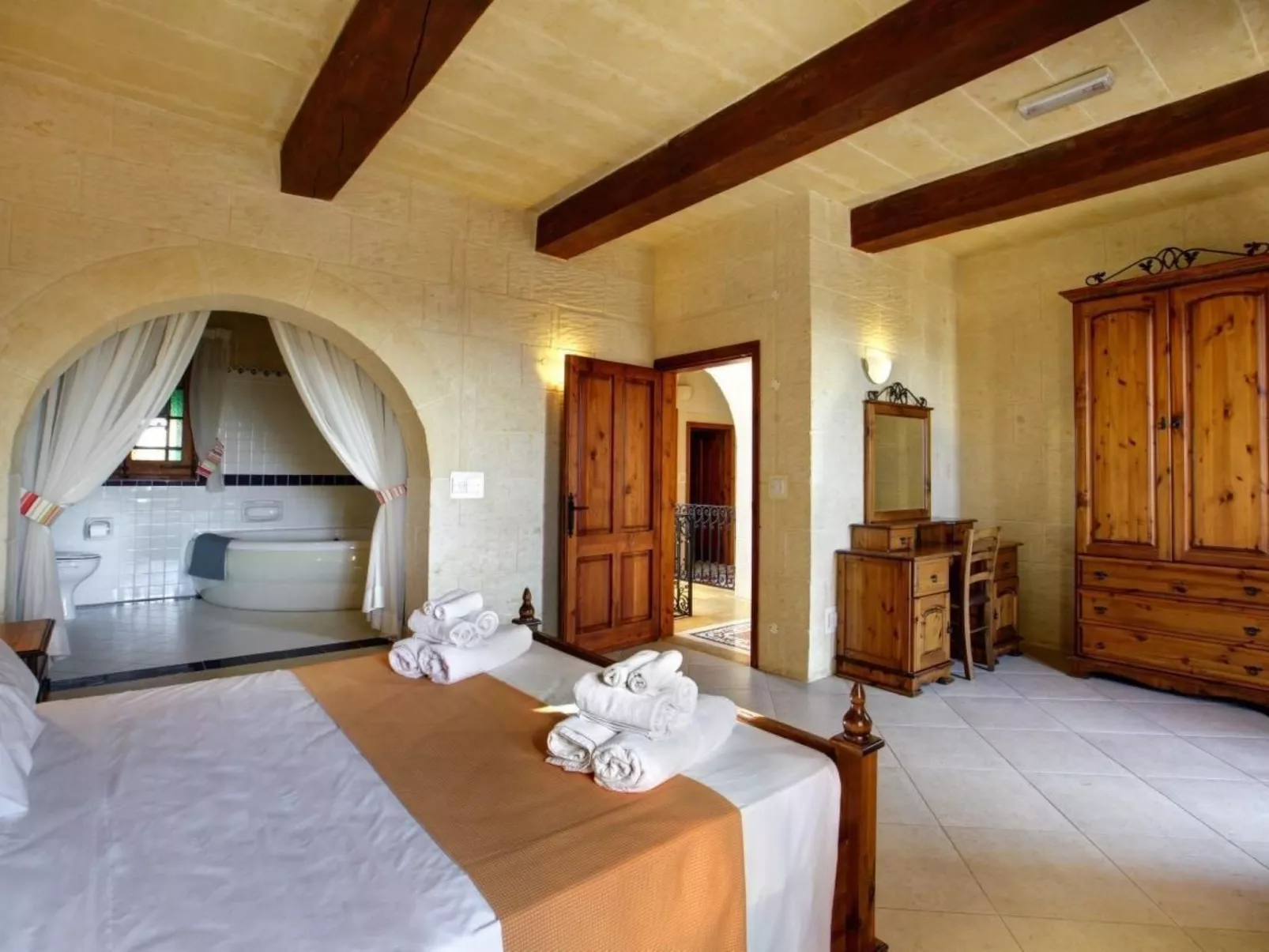 Villa "Ta Menzja" mit Garten, Grill und Terrasse-Image-tags.info