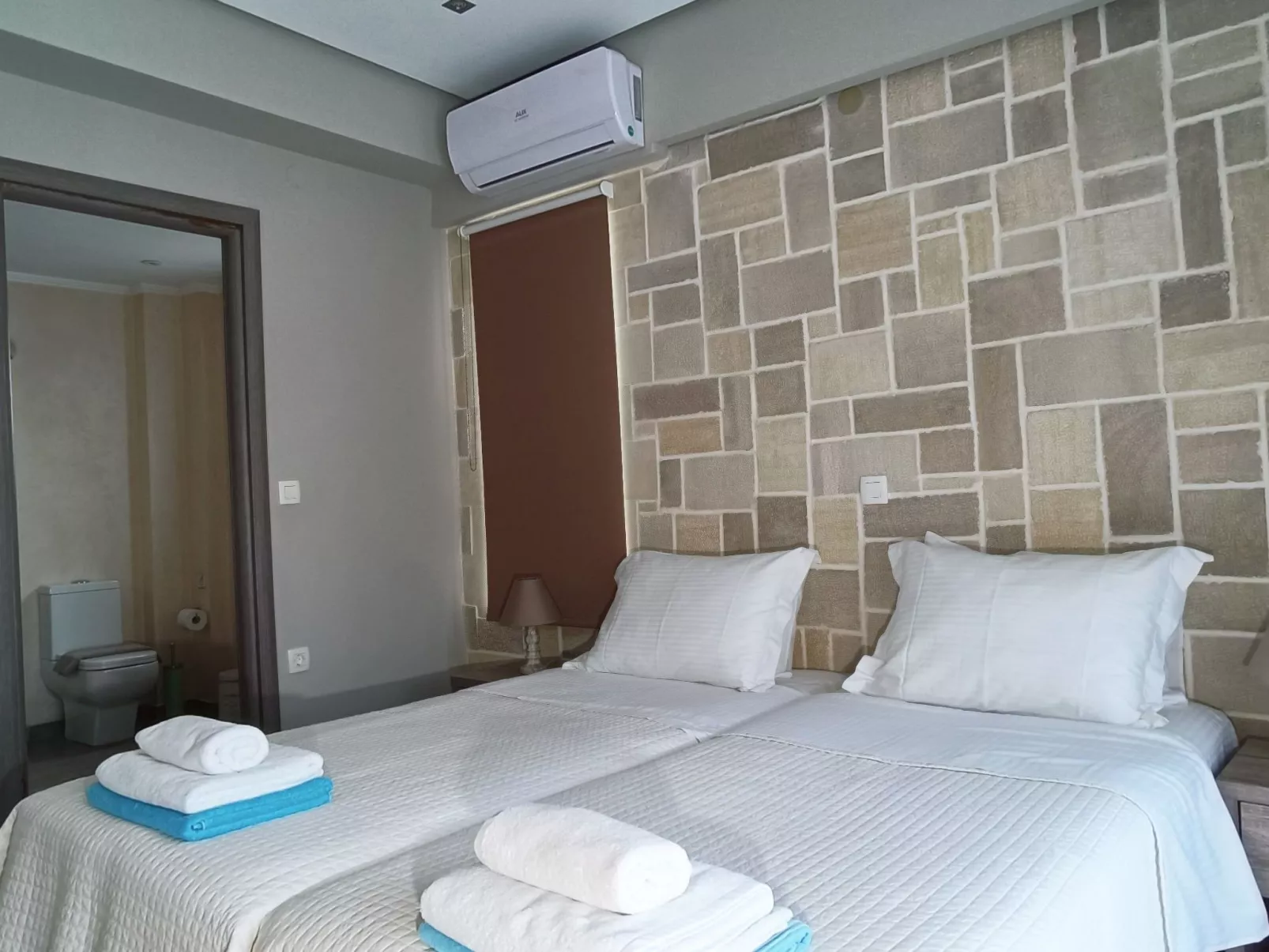 In Mithimna mit Privatem Pool-Binnen