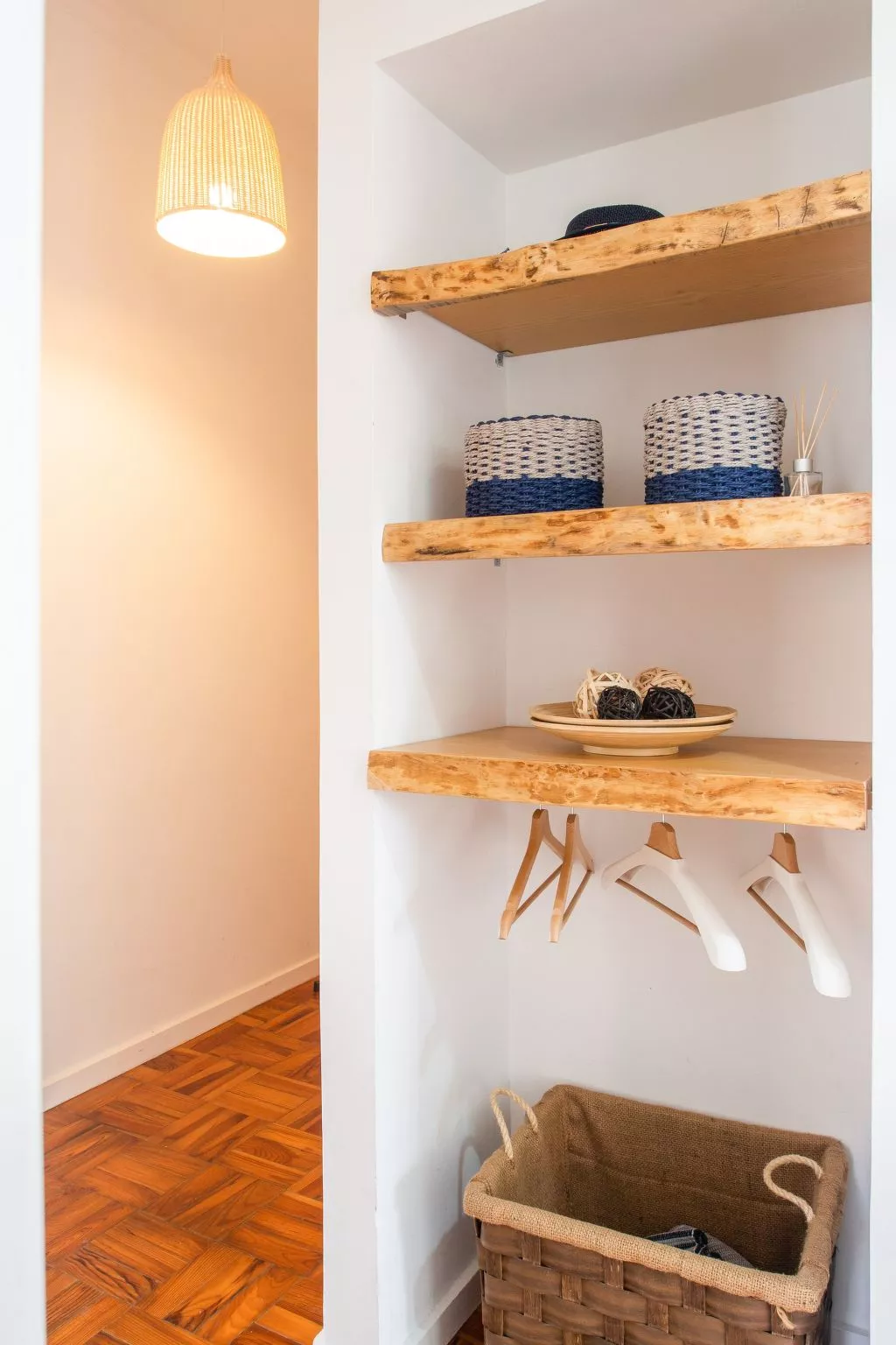 Neue, lichtdurchflutete Wohnung im Zentrum-Binnen