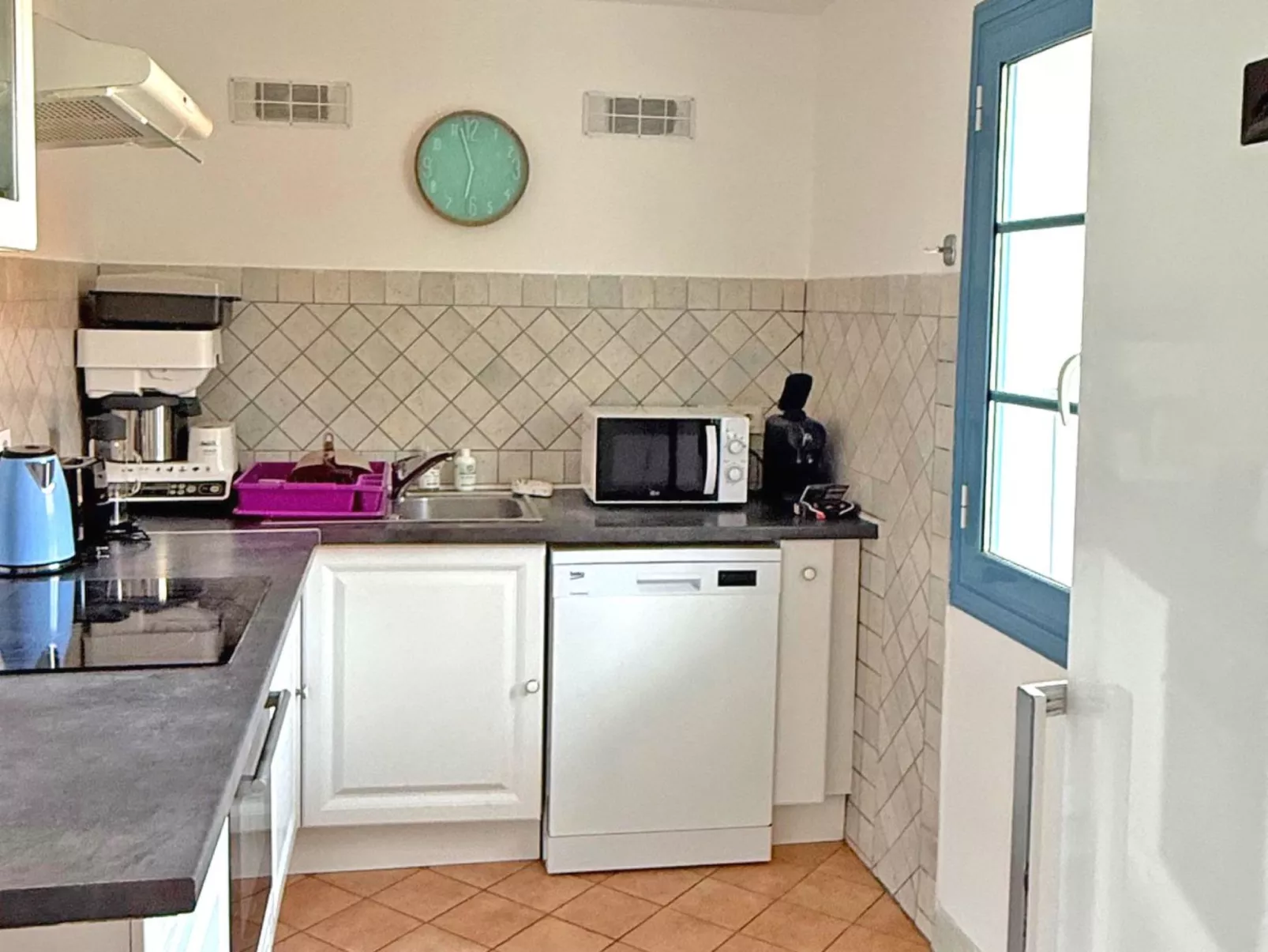 Appt T3 - Jardin - Piscine Privée - Ste Maxime - Binnen