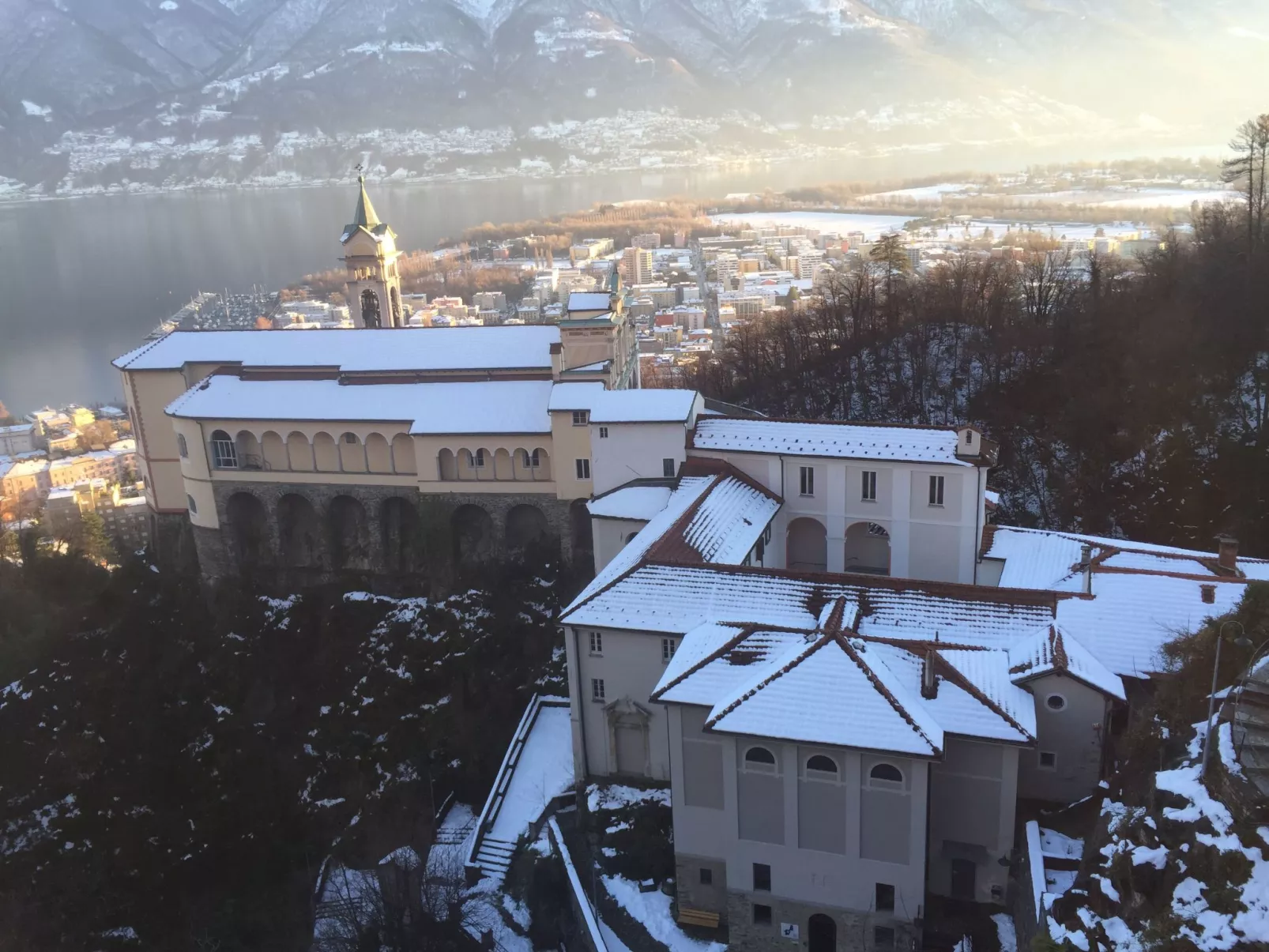 Casa Reduit Giardino-Buiten