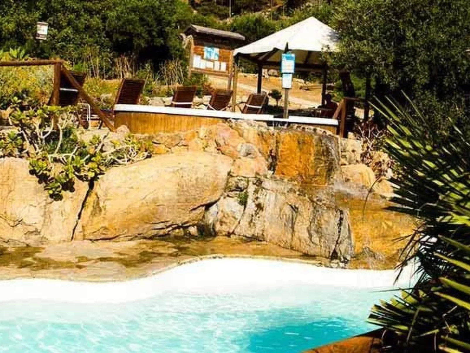 Wohnung in Marettimo mit Terrasse, gemeinsamem Pool und Garten-Buiten