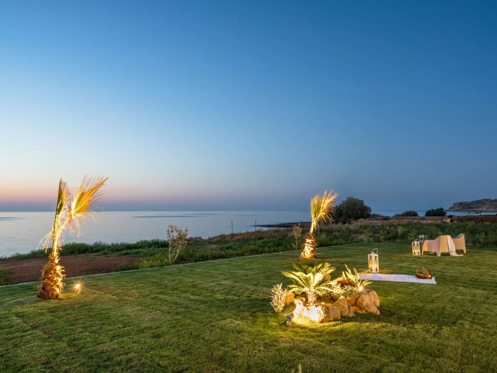 Villa am Strand mit Pool, Kinderbereich und BBQ-Buiten