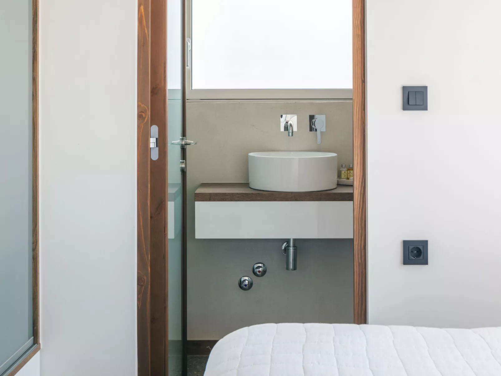 Neu gebaute Villa mit privatem Pool und Grillplatz-Binnen