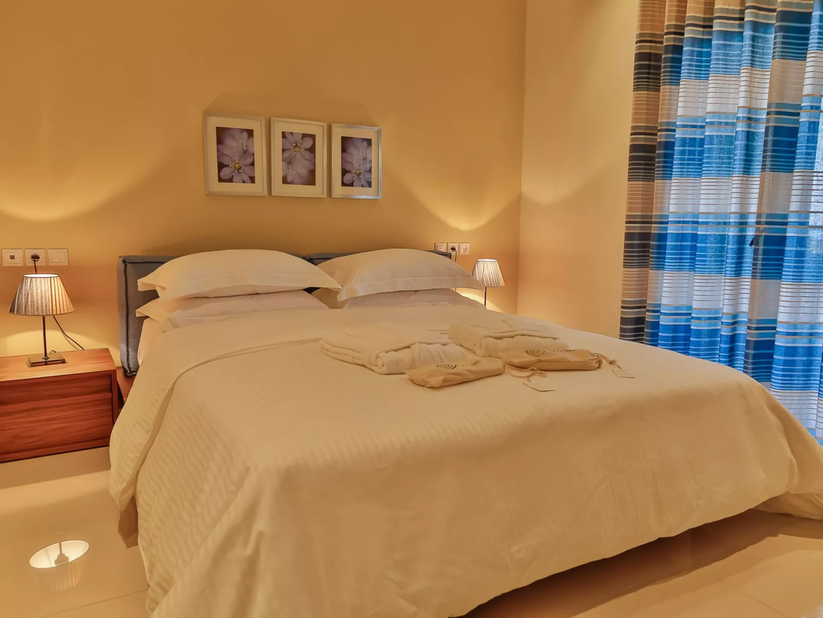 Mit Privatpool für 9 Personen ca. 200 m&sup2; in Pounta, Ägäis (Skiathos)-Binnen