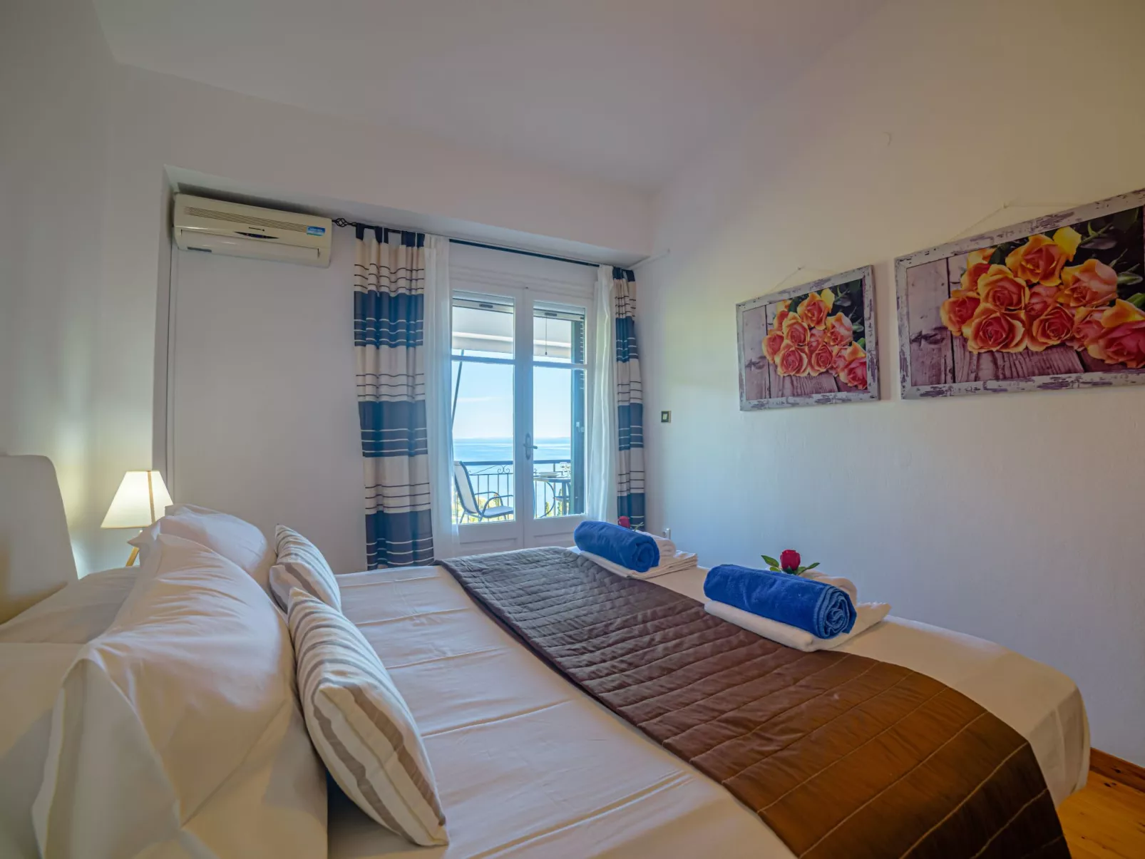 "Zeus" mit Infinity Pool-Image-tags.info