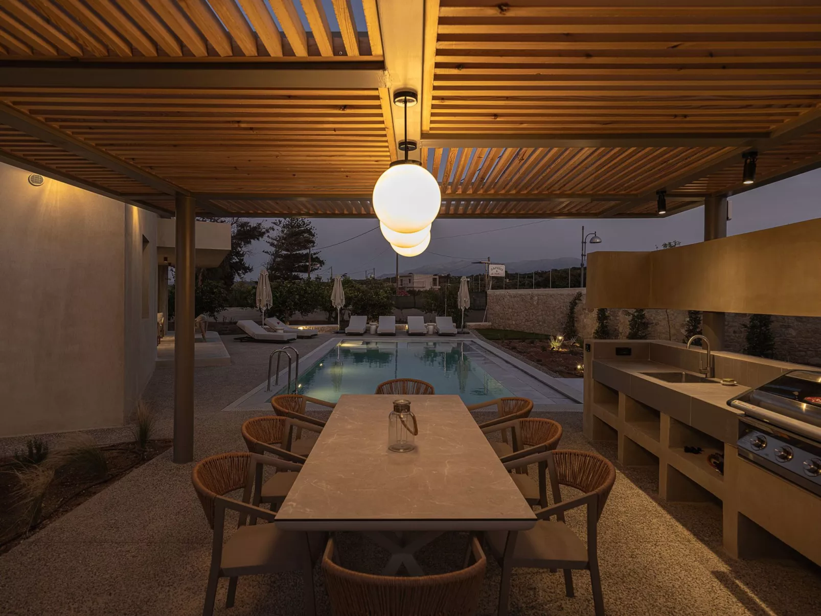 "Villa Portokalea", direkt am Meer-Buiten