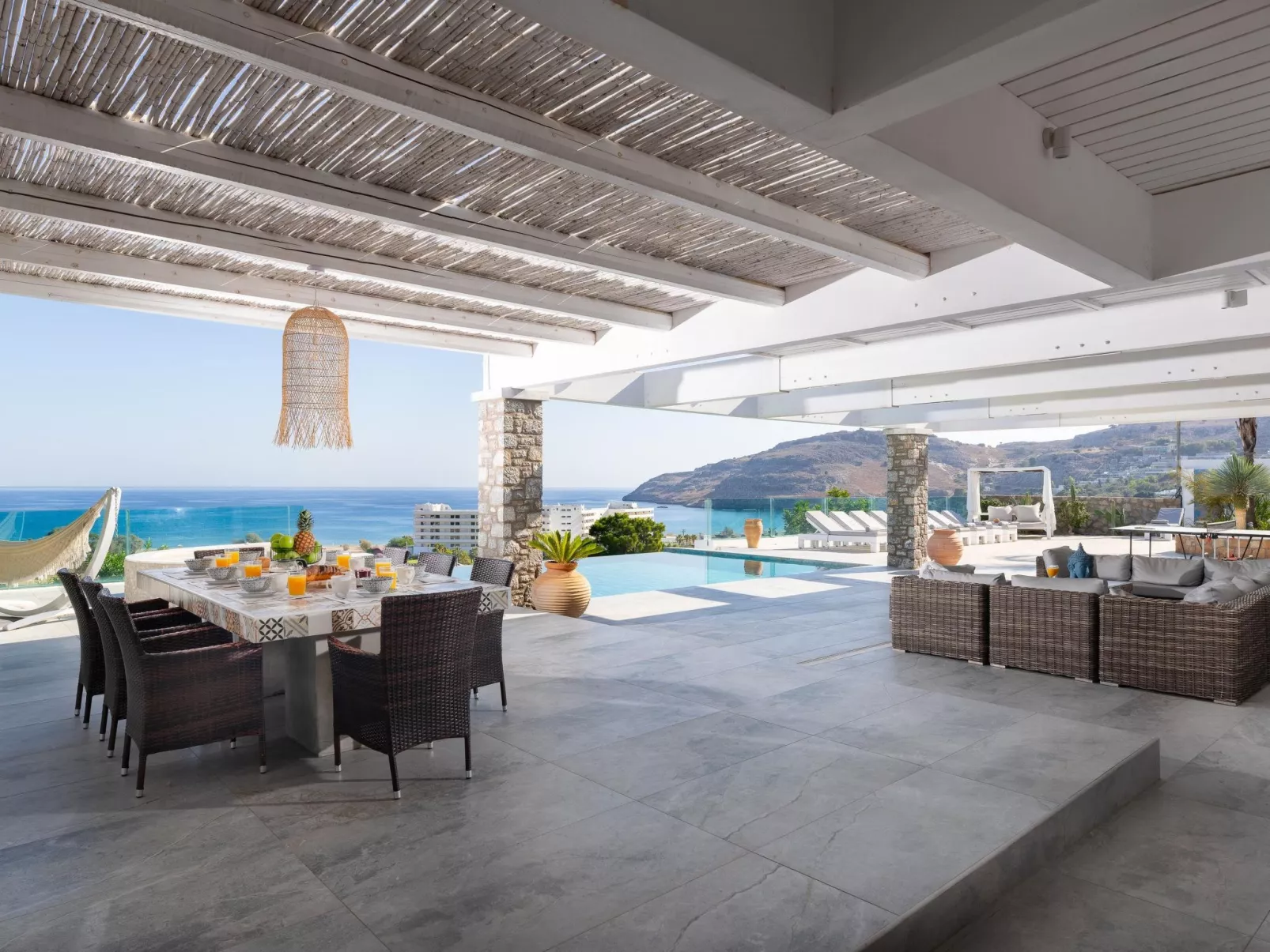 Moderne Luxusvilla-Binnen