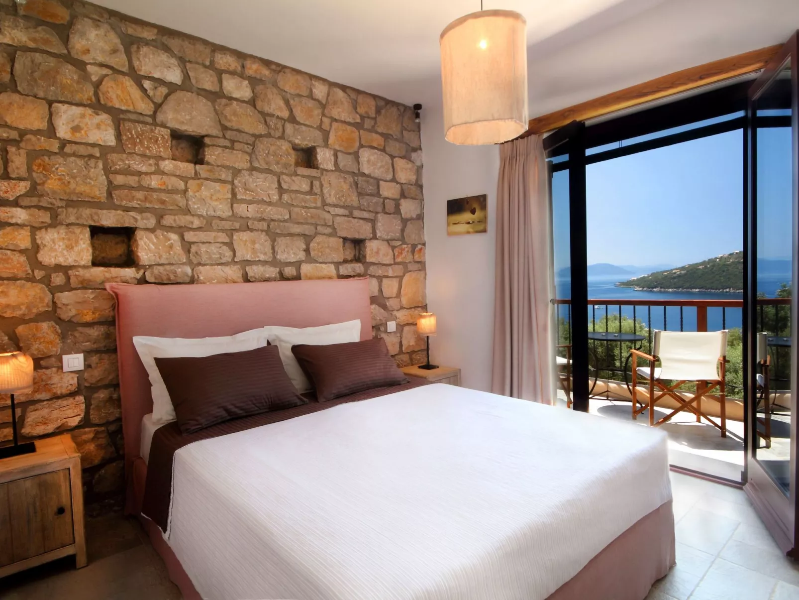 "Agapi" mit Infinity-Pool-Binnen