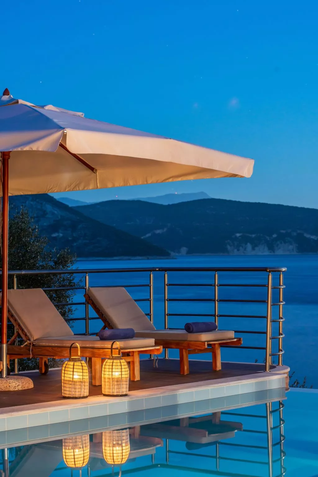 Marine Villa mit privatem Zugang zum Meer - Iris Villas-Buiten