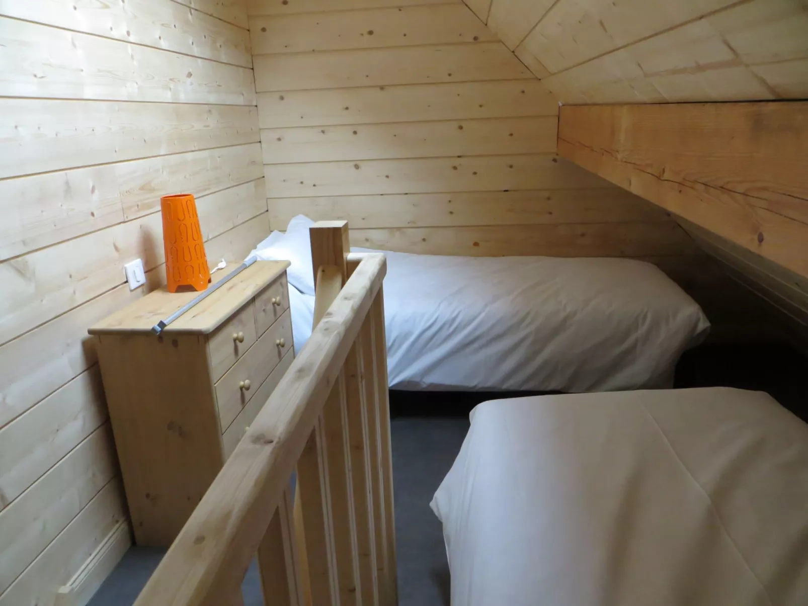 Wohnung 2 Zimmer Bergblick - Binnen