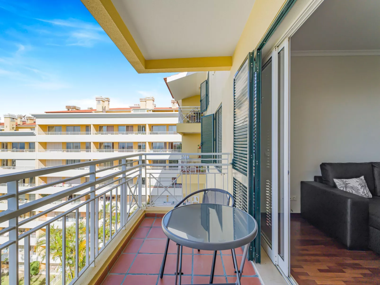 Tulipa Apartment Top-Binnen