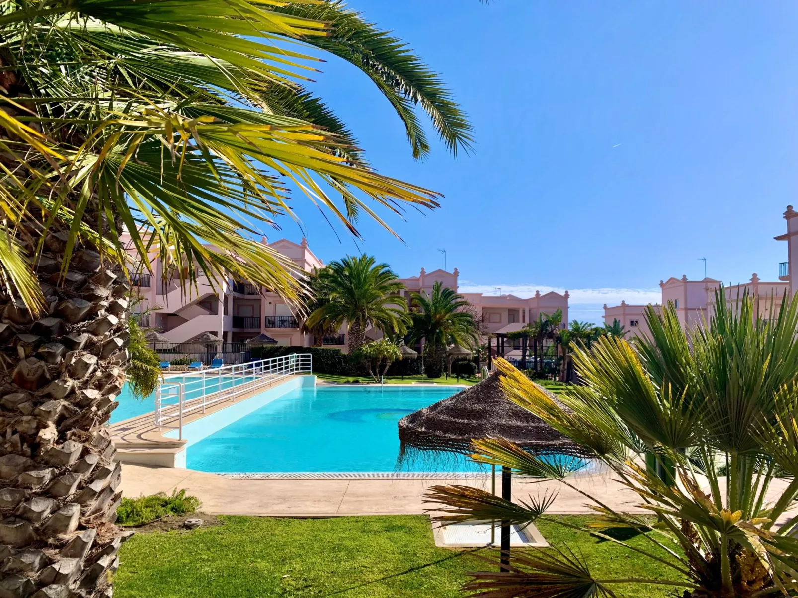 Wohnung mit Meerblick , mitten im Zentrum von Luz-Buiten