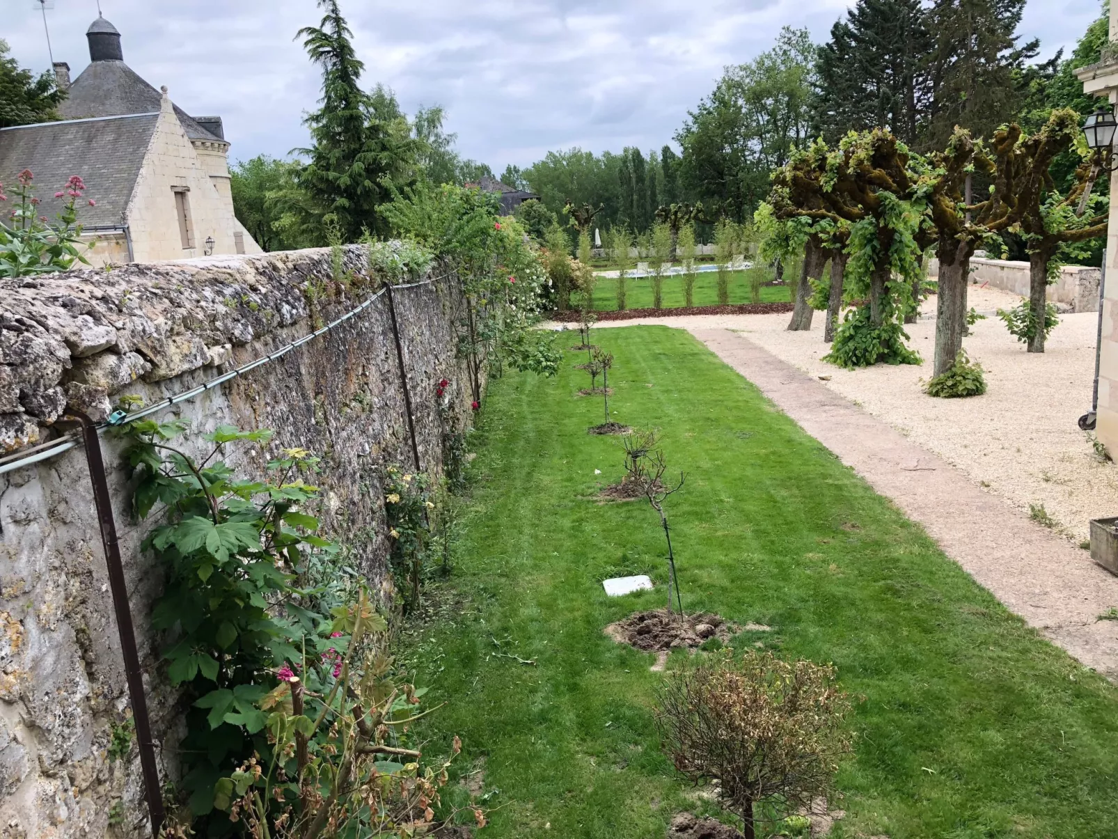 Cottage Garten 70m2 mit Pool in Azay le rideau-Buiten
