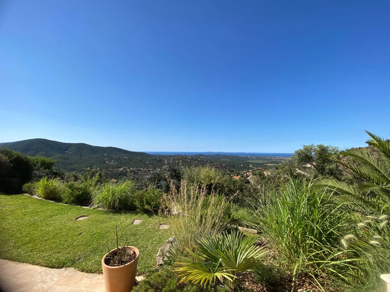 Ferienvilla mit Pool Infinity-Buiten