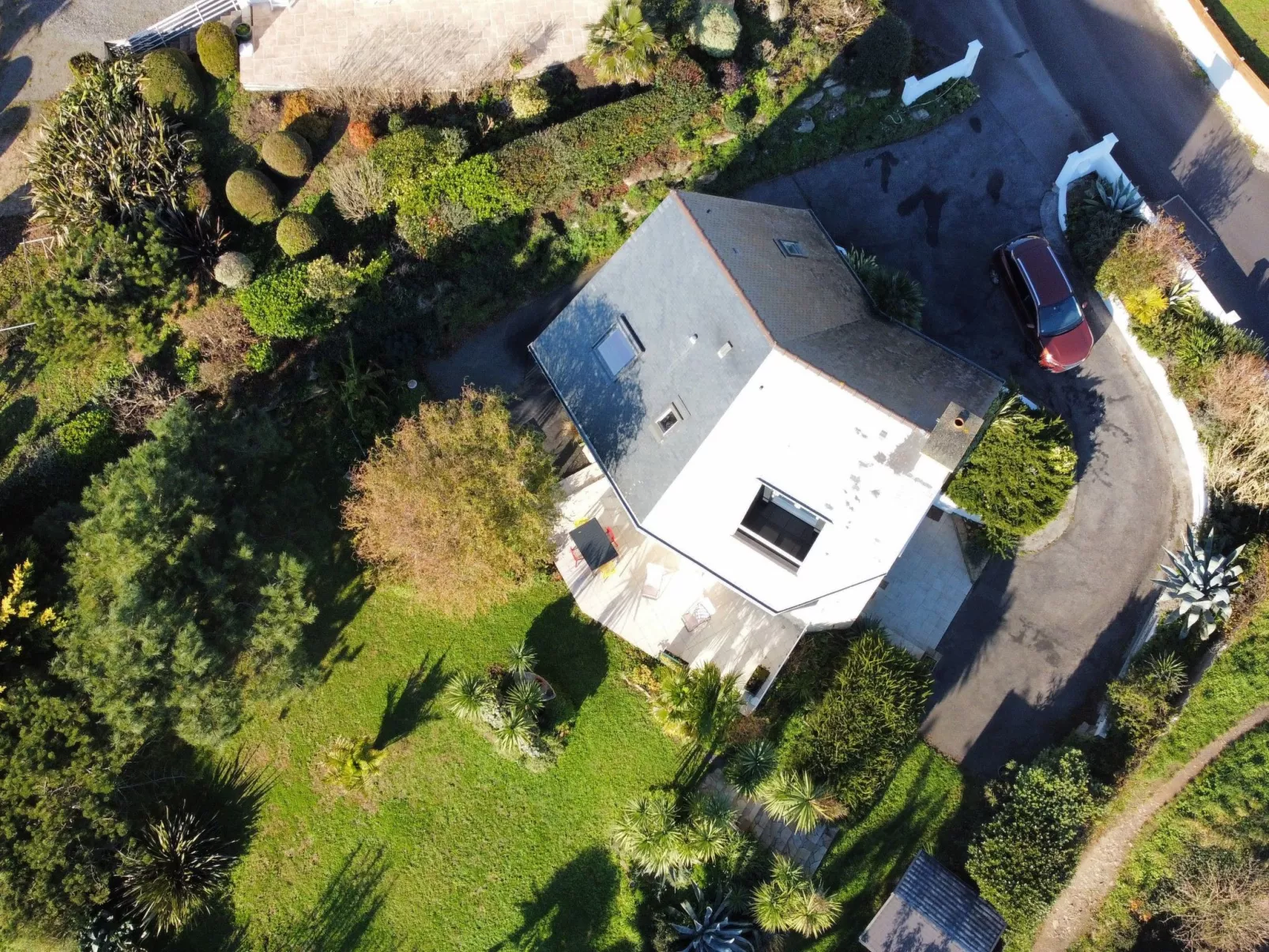 Prächtige Villa mit exotischem Garten, Strand 200m entfernt-Buiten