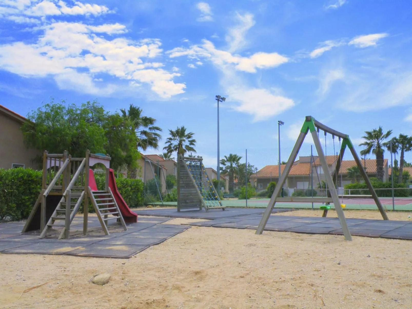 "Clos 225" - Image-tags.info