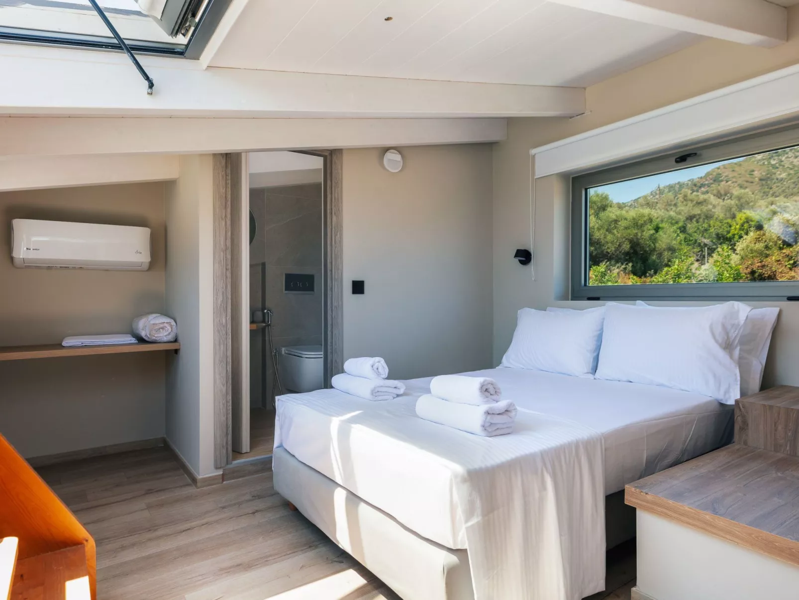 Isla Villen und Suiten Uranus Villa-Image-tags.info