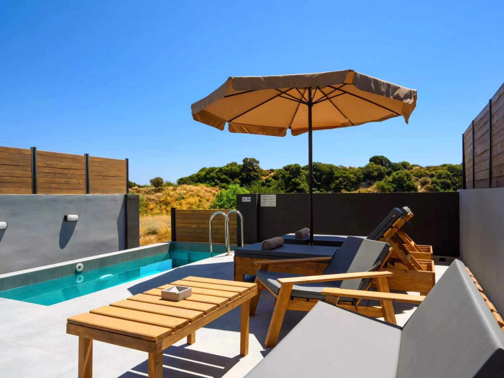 Armonikon Pool Villa 3-Buiten