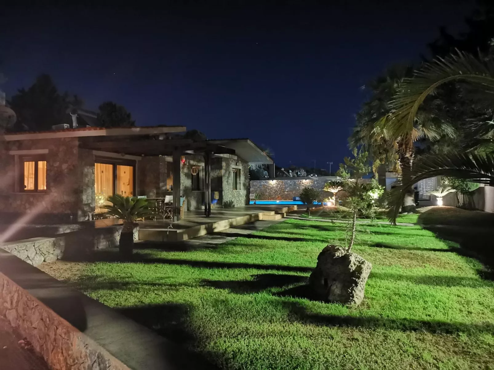 Ferienvilla Madia in Strandnähe-Buiten