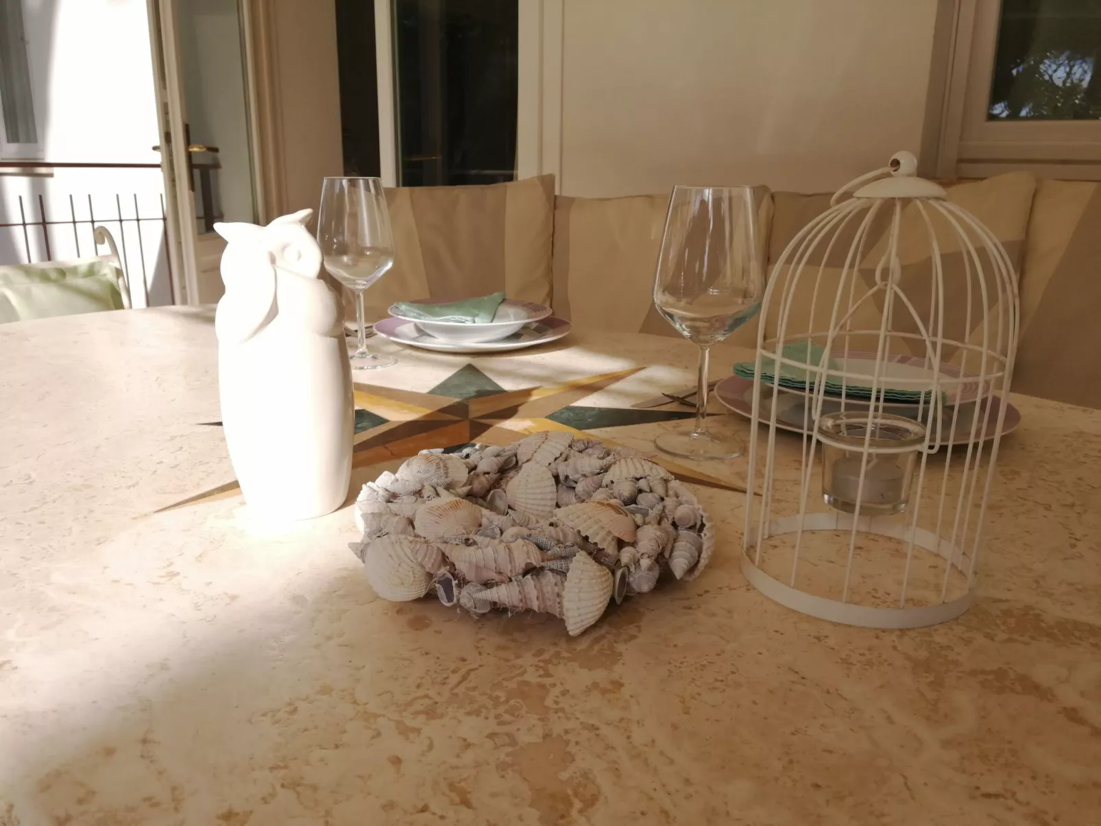 Kenza von Holiday World-Binnen