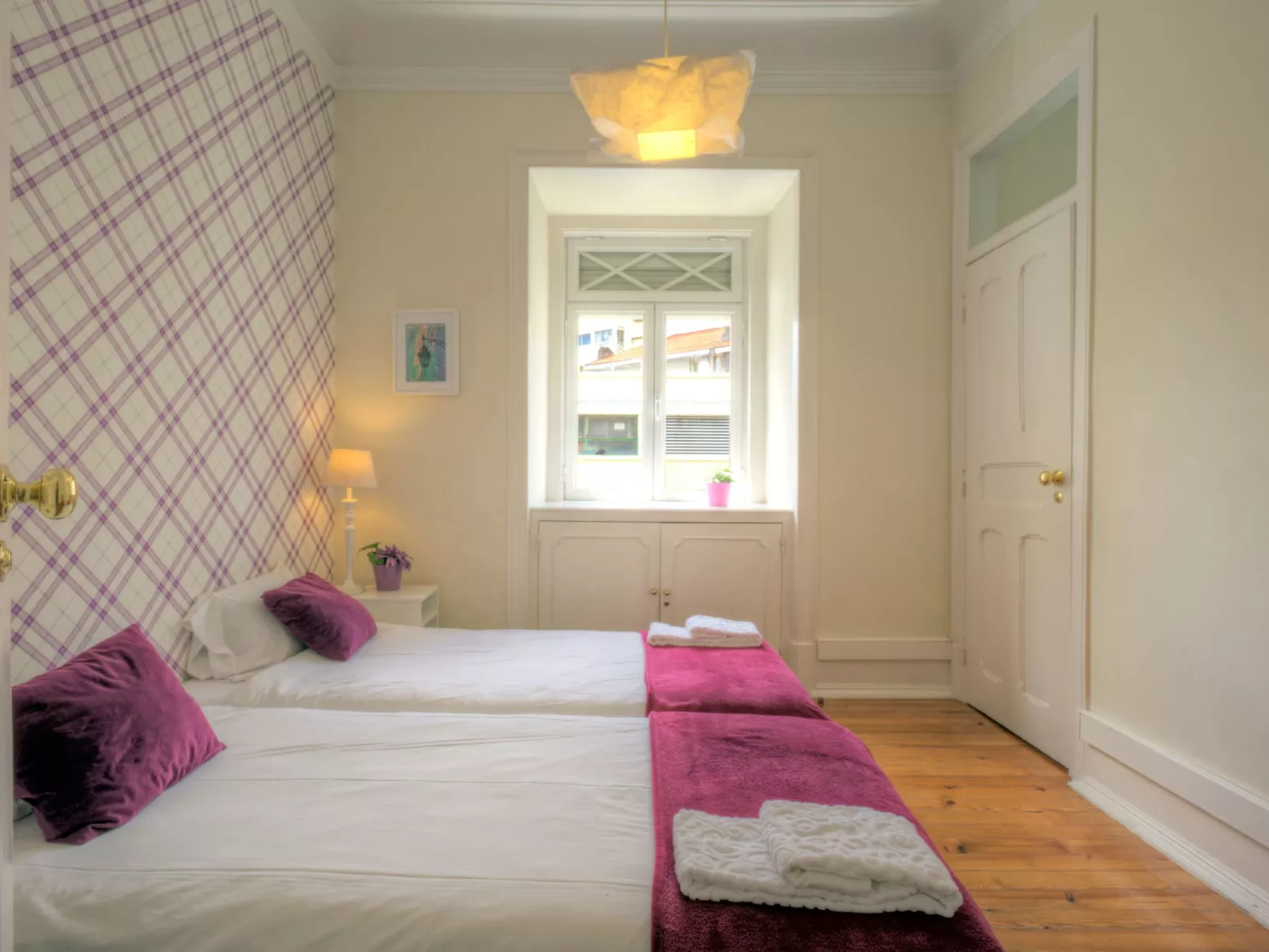 Studio für 19 Personen und 1 Kind in Lissabon-Image-tags.info