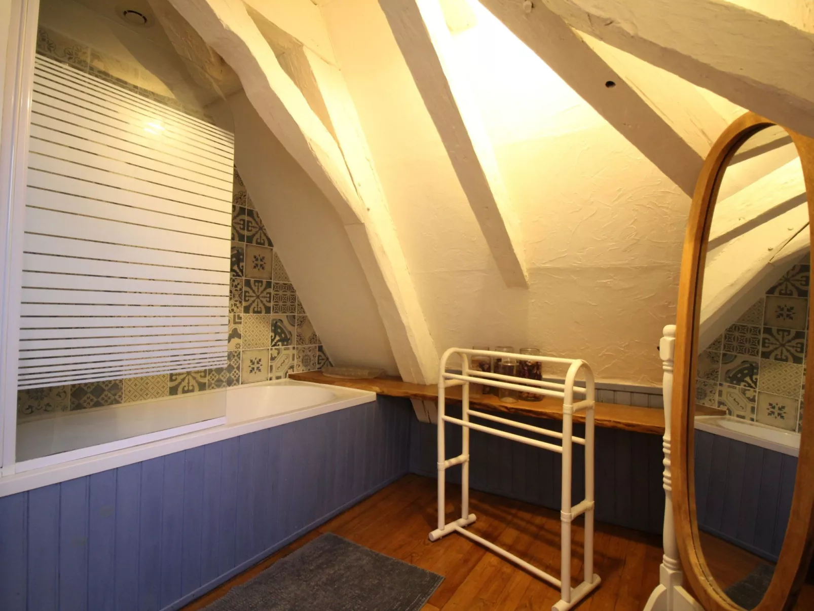 Komfort, Ruhe, privater Pool, EV-Ladestation-Binnen