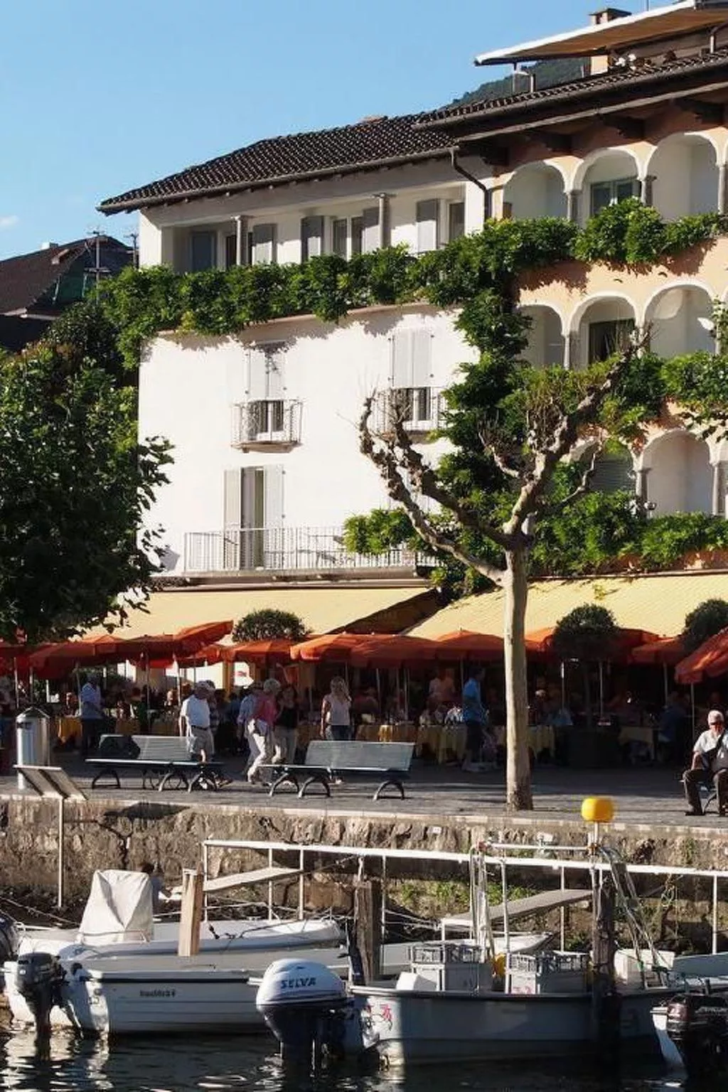 Ascona: Nostrana 1-Buiten