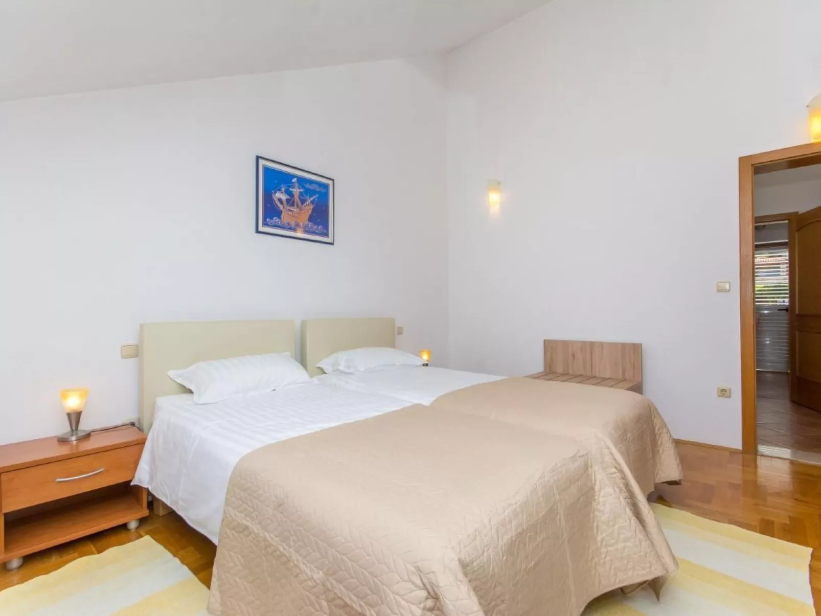 Apartment nahe Hafen mit Meerblick-Image-tags.info