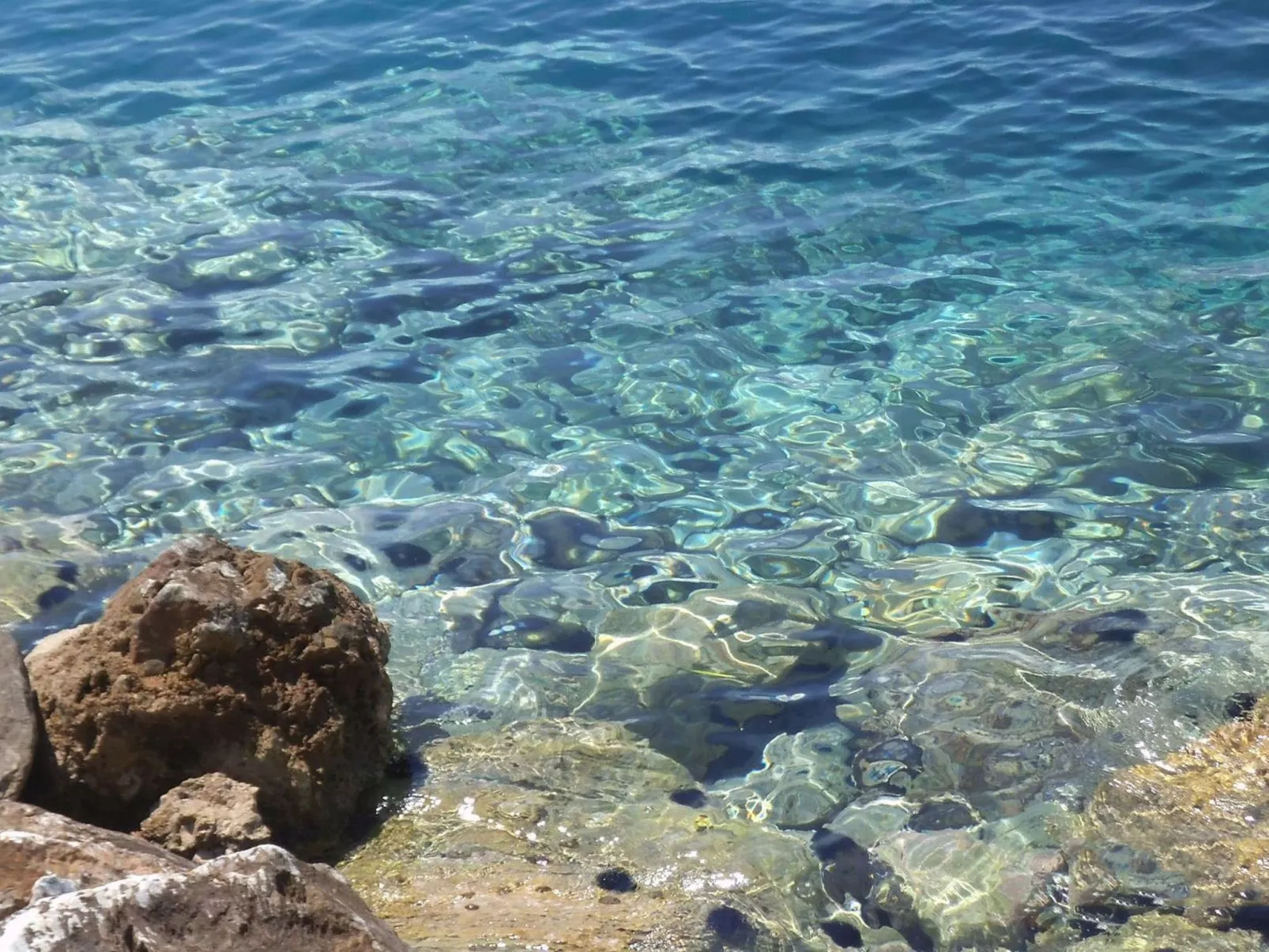 Finikas Garden Nikit-Buiten