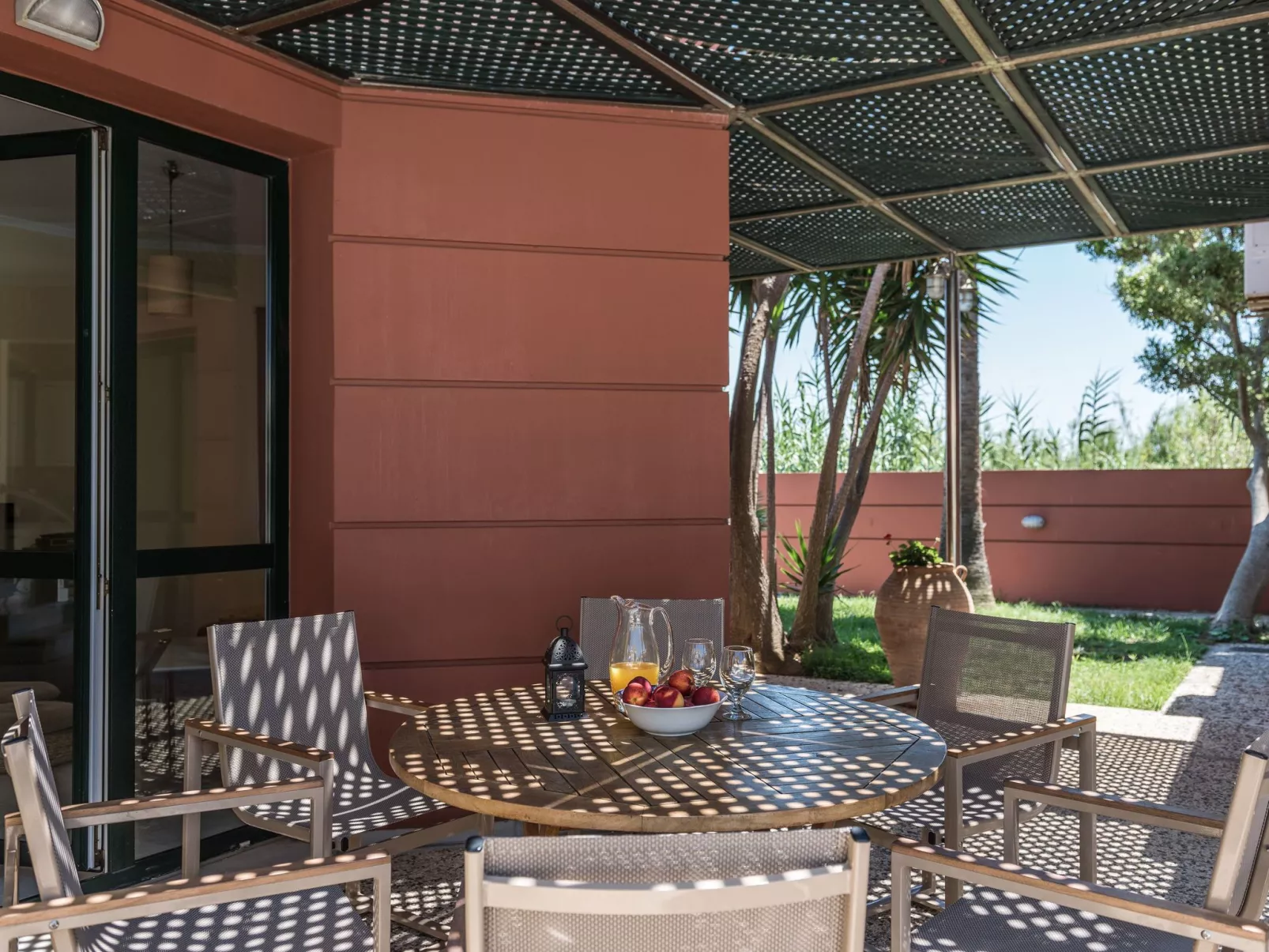 Mit gemeinschaftlichem Pool-Image-tags.info