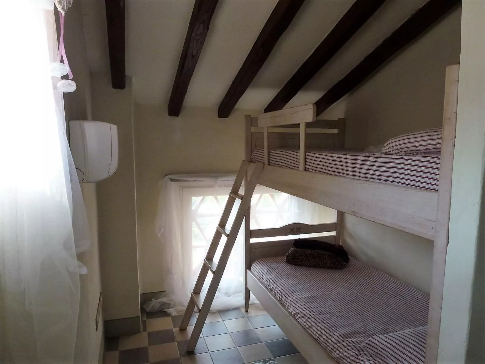 Rustico in schöner,ruhiger Lage mit Privatpool-Binnen