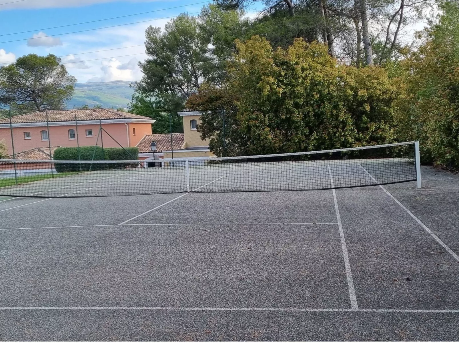 Moderne Wohnung in Mougins mit eigenem Garten-Buiten