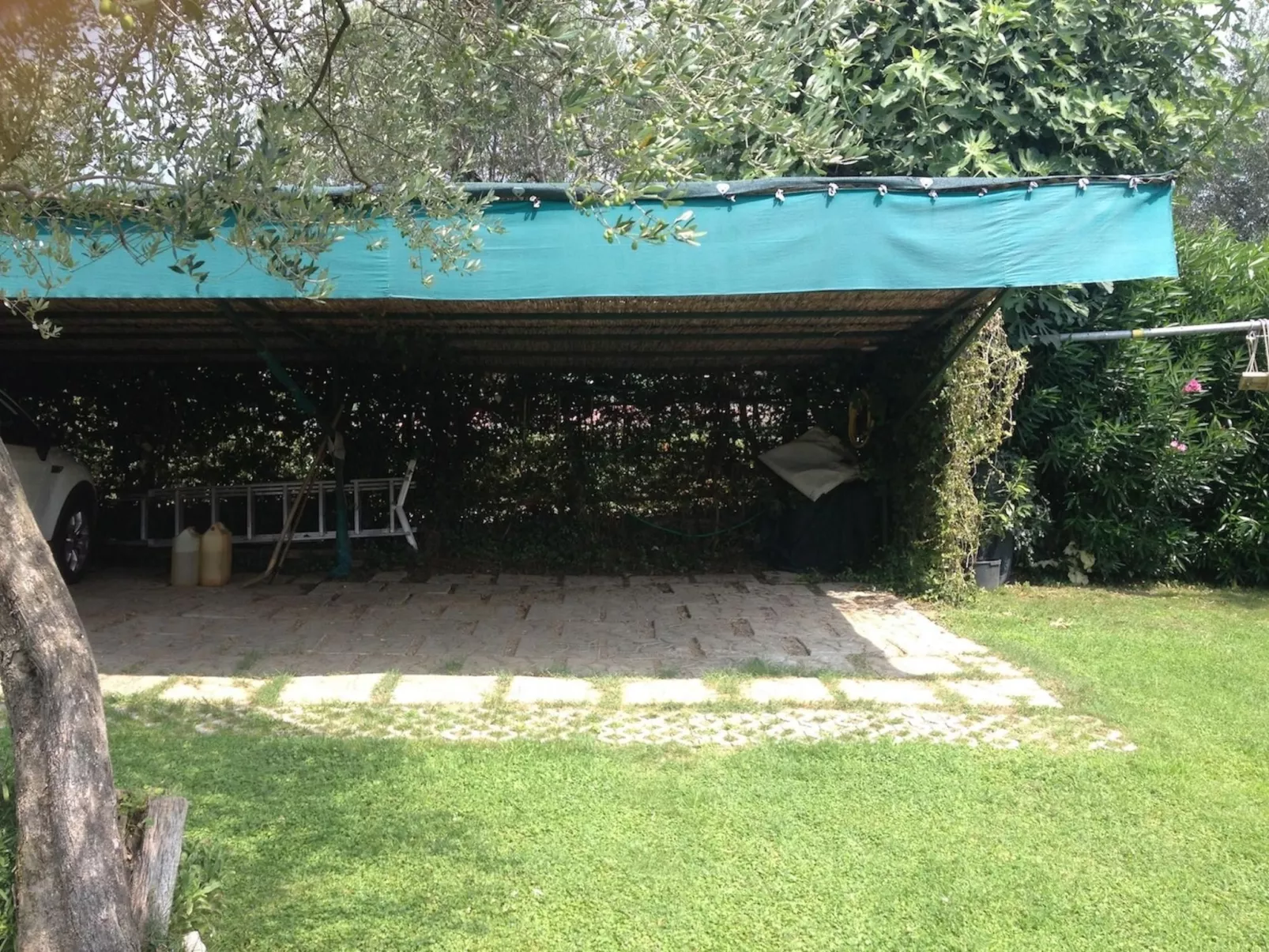 Heliopolis' Wohnung mit Dachterrasse-Buiten