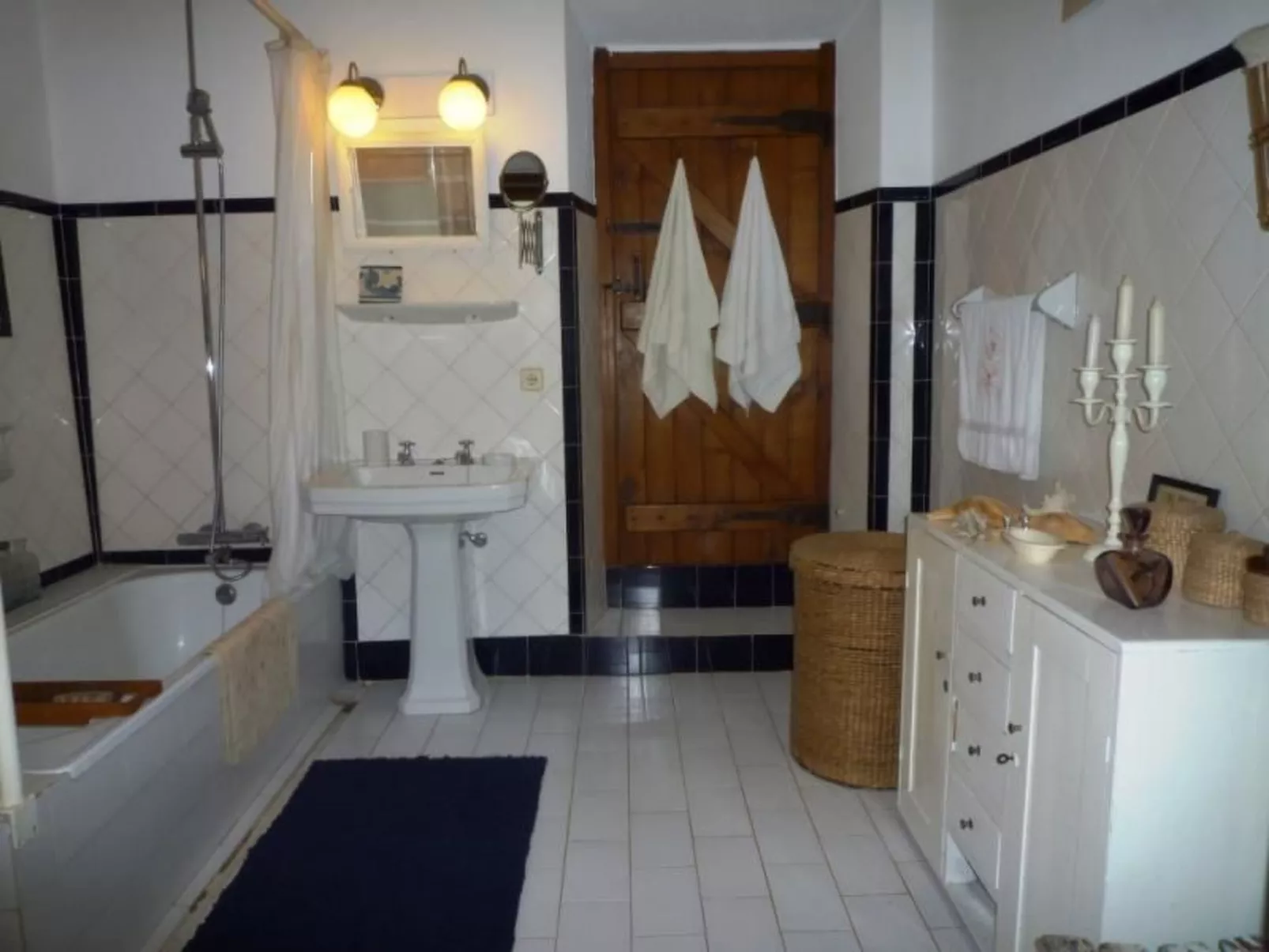 "Casa Velha do Cerro"-Image-tags.info