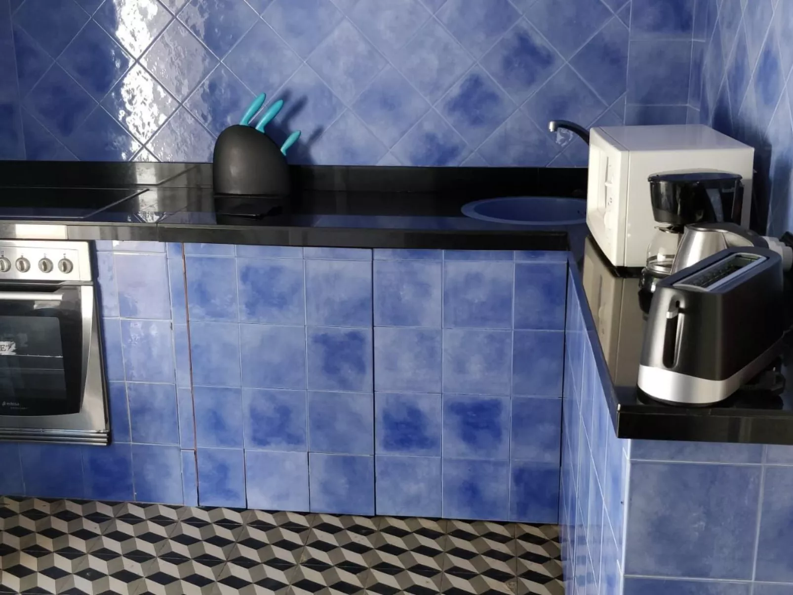 Einzigartige Lage, atemberaubende Aussicht, Leben in der Natur.-Binnen